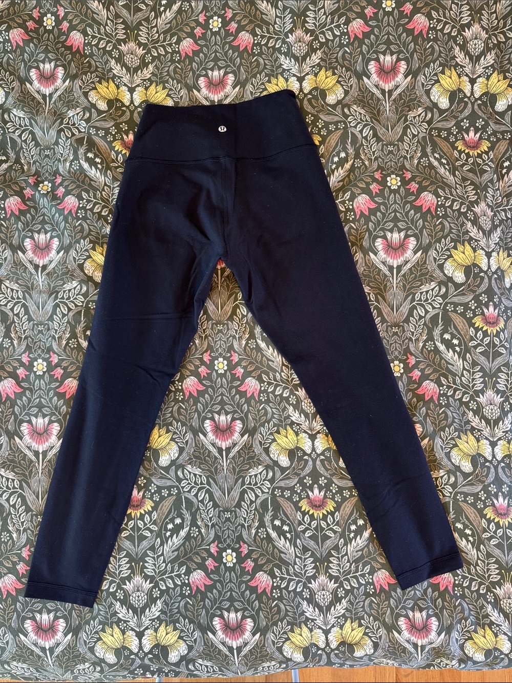 lululemon athletica Wunder Under  Leggings size 6